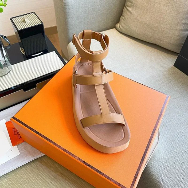 夏のお出かけに♪テクノ サンダル【エルメス 偽物】Enid Sandal H221033ZA3360
